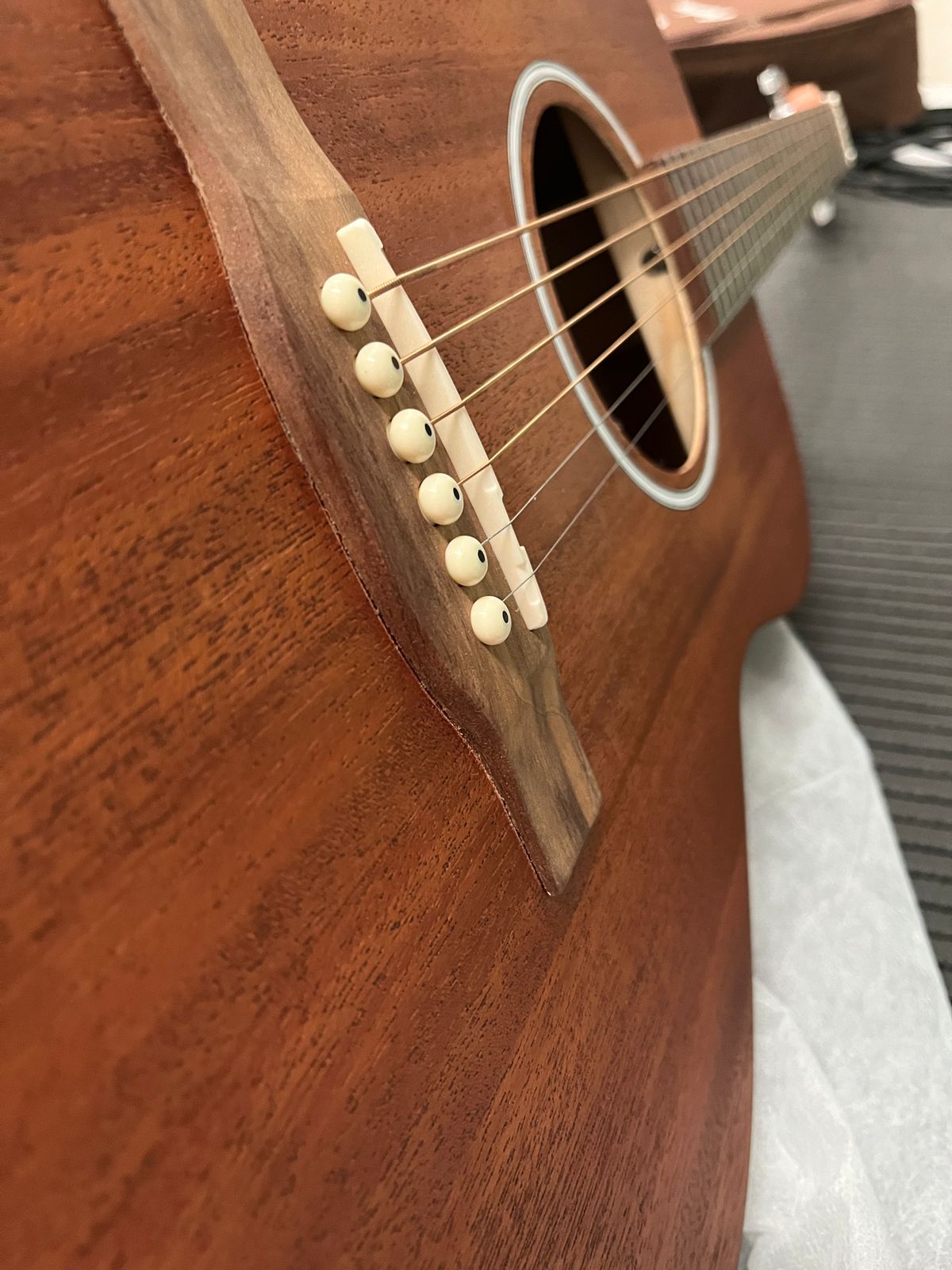 Guitarra Electroacústica Vision Mahogany 38″ - Incluye Funda Acolchada – Outlet (Puente Despegado) - Bamboo Música