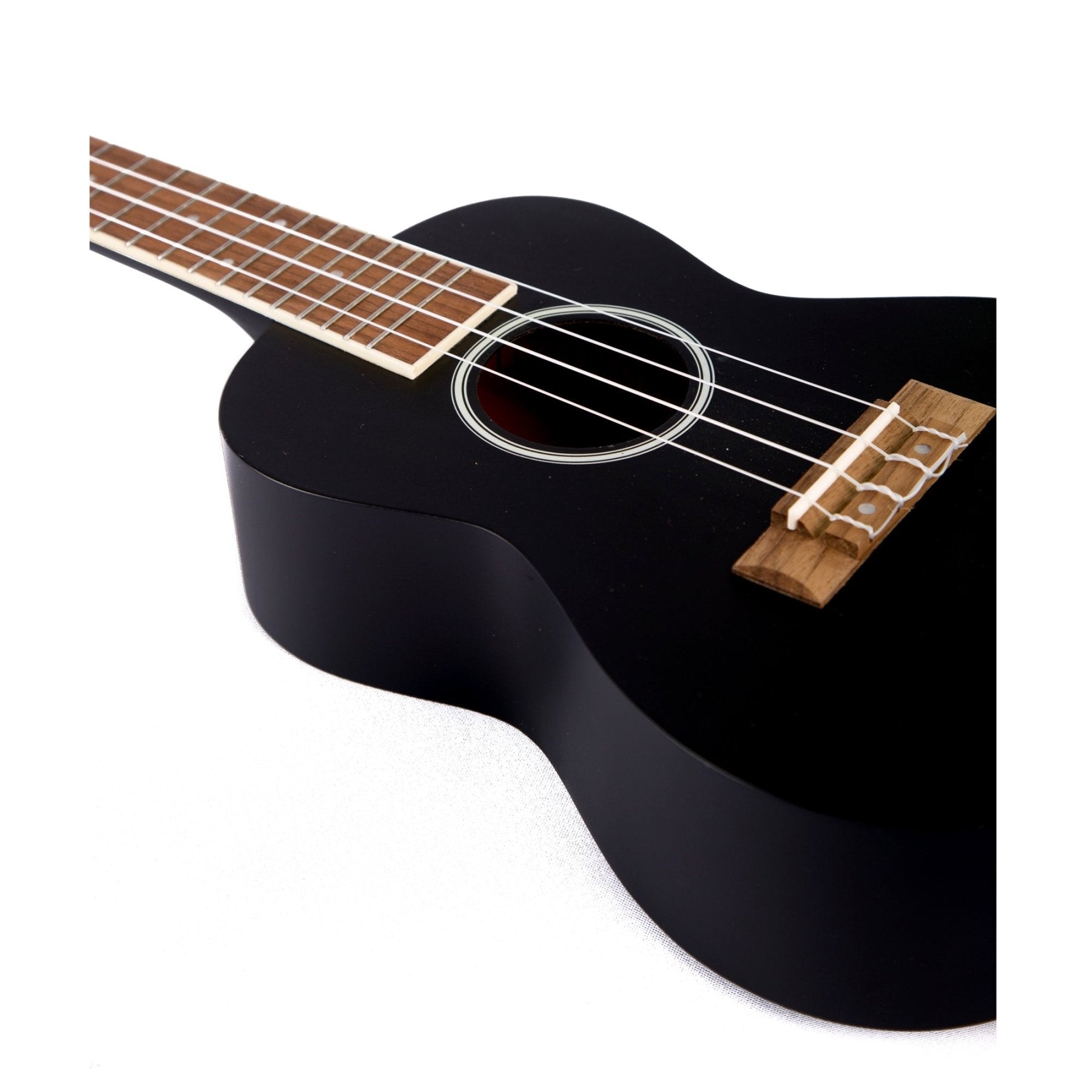 Ukelele Concierto Estudio Negro – Outlet (Golpe en Fondo) - Bamboo Música