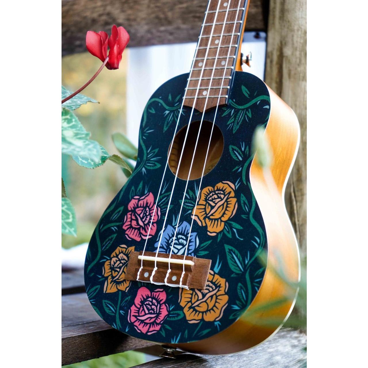 Ukelele Soprano Aurora - Incluye Funda - Bamboo Música