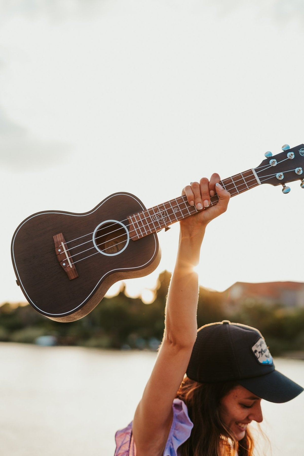 Ukelele Concierto Elemento Aire - Incluye Funda - Bamboo Música